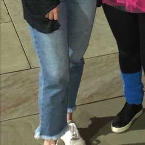 Cello straight leg crop jeans, super flattering!